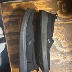 NWOT Skechers women’s Black Slip-On Loafers